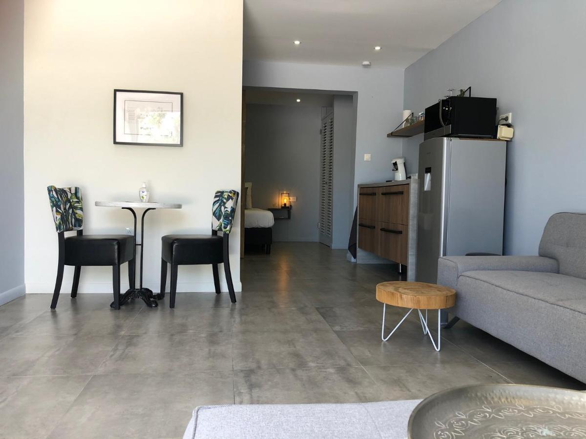Indigo Apartments & Suites - 'Adults Only' Jan Thiel Екстериор снимка