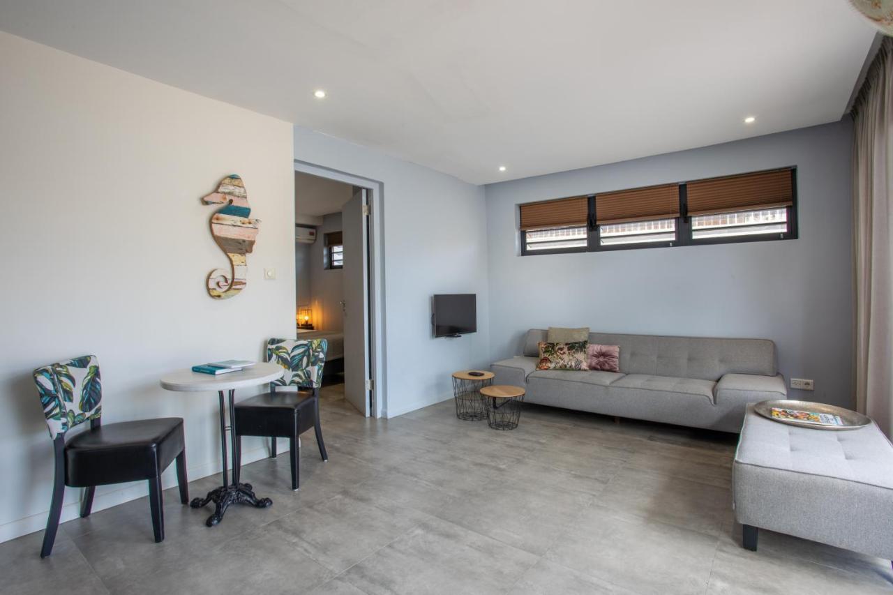 Indigo Apartments & Suites - 'Adults Only' Jan Thiel Екстериор снимка